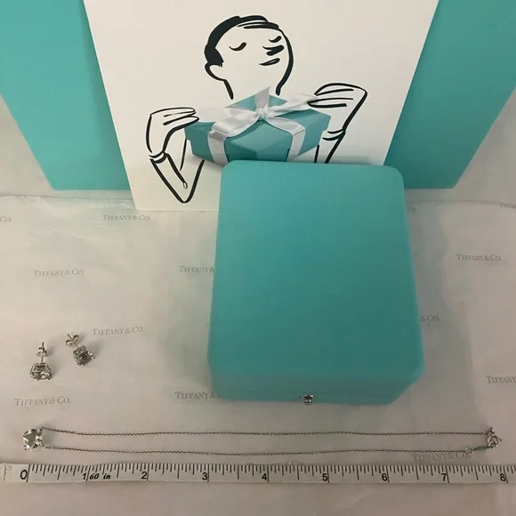 Tiffany & Co. Prasiolite Sparkler Necklace and Earrings - Picture 10 of 11